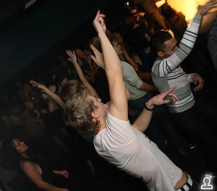Начало / Dj Tom Pooks