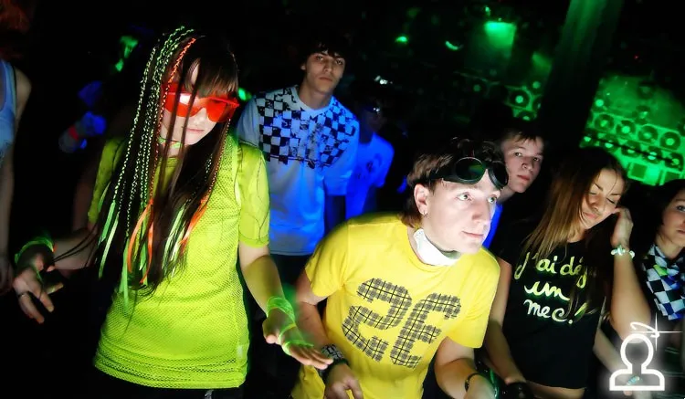 Drum and Bass Arena feat Jebar (Liquid Brilliants Records)