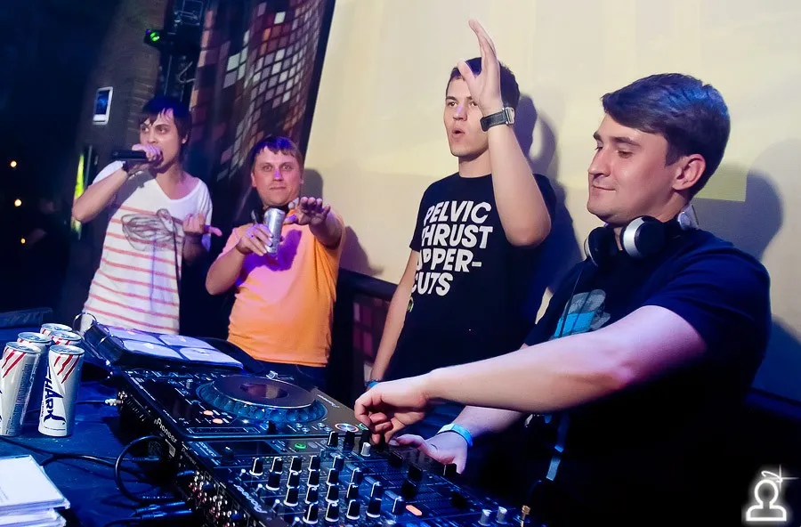 After Party Sunvibes - "Flash Back"