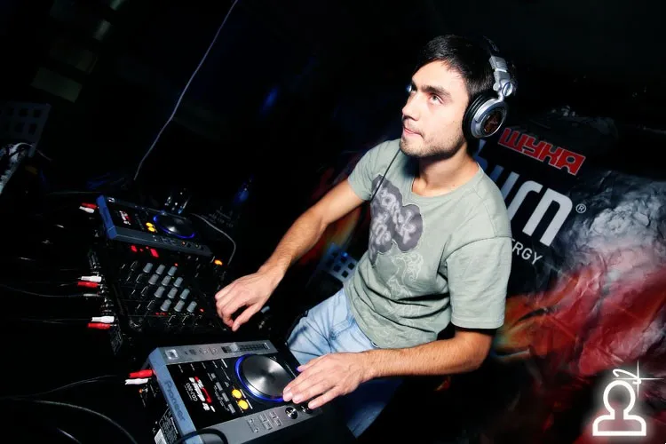 TRANCE INDEPENDENCE