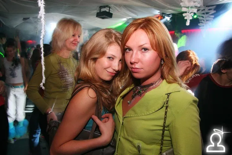 Achtung Party @ 4rooms