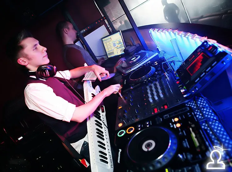 Dj Alex Astero