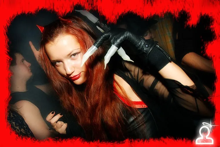 HALLOWEEN PARTY "АНГЕЛЫ VS ДЬЯВОЛОВ" / DJ Napsugar