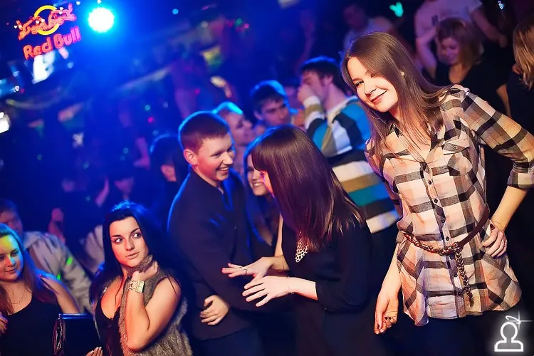 Зайтанцуй / DJ DeeLight