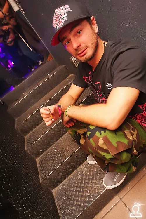 NOIZE MC