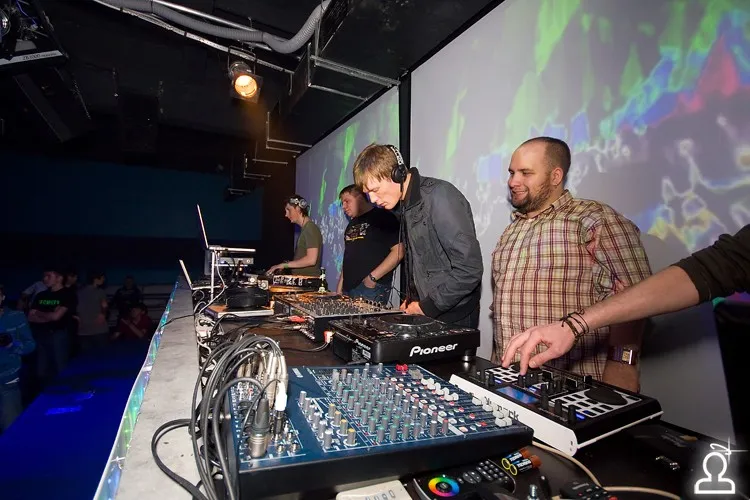 D&B ТЕРМИНАЛ ft CHRIS RENEGADE