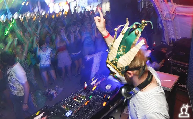 Preparty SunVibes 2012 / Main Floor