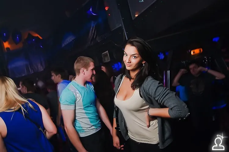 BEN DJ & MELANIE ESTELLA