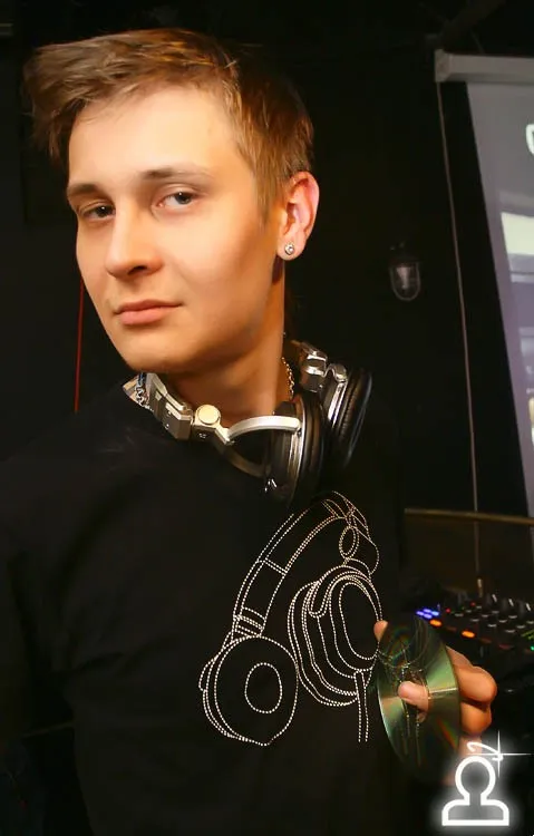 DJ NICK GLAMOUR