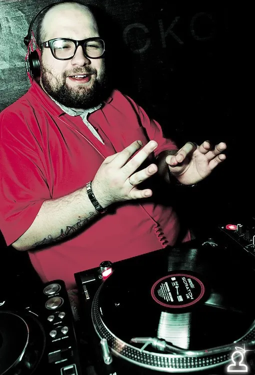 Dj Begowatt & DMC Feel
