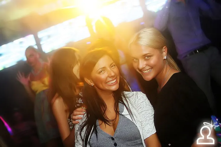 MILLER SUMMER PARTY 2 / MARKUS WINTER