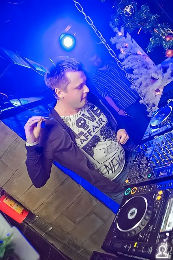 SWANKY TUNES