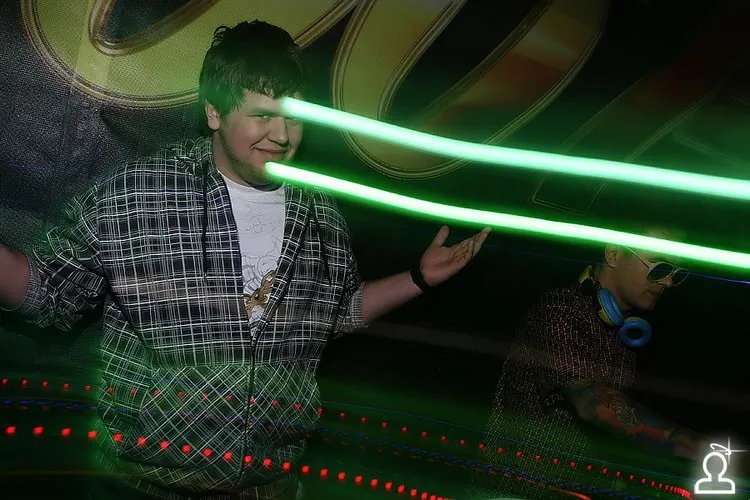 DJ SIMON