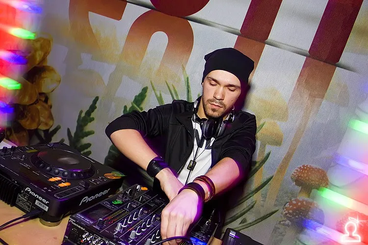 We love Elvis / Dj Bak$
