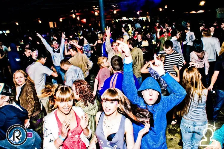 Electrobeach / The Game