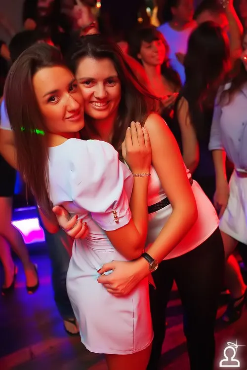 ЗАЙДИ К ДЕКАНУ