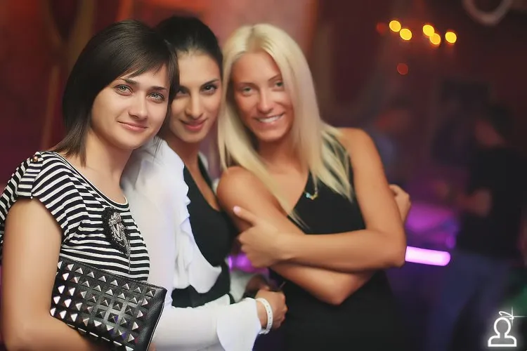 День независимости от бара