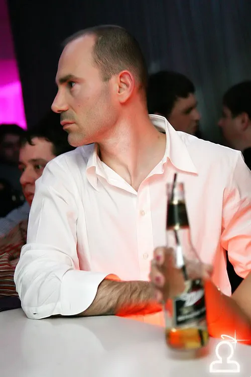 DJ PETE GOODING
