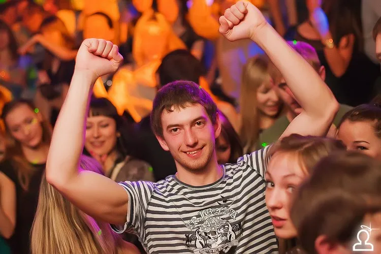 Где же эти 12 стульев