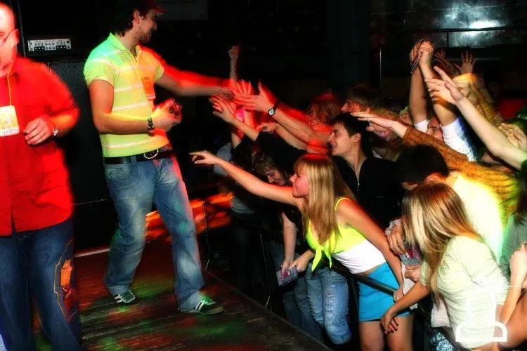 Dj Simon