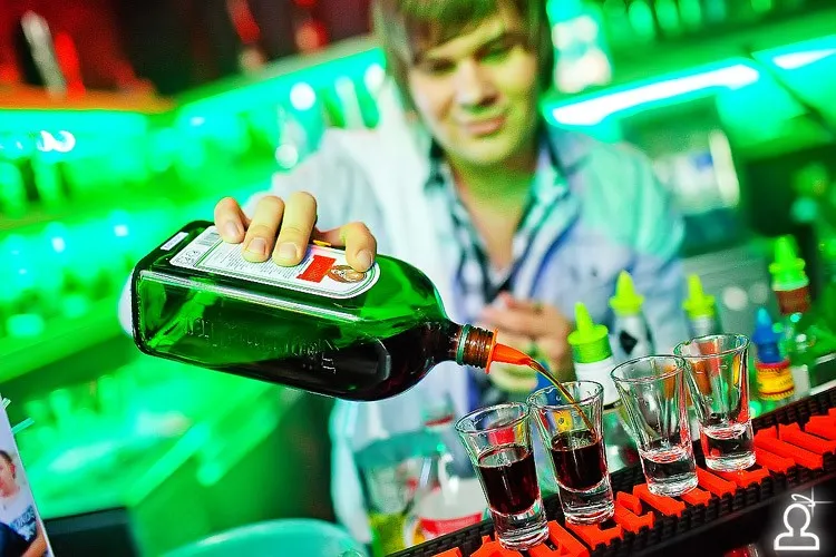 Friendly bar