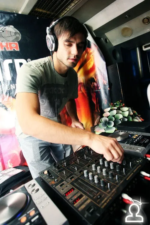 TRANCE INDEPENDENCE