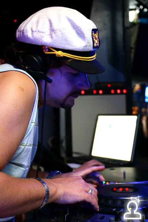 Dj Navigator