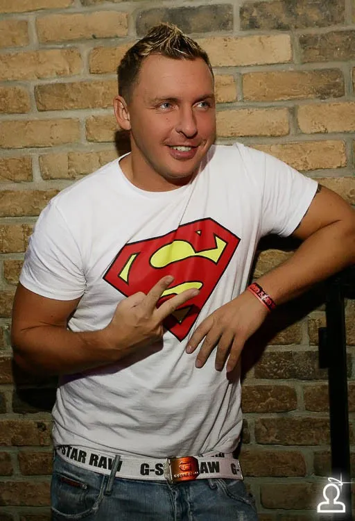 МИСС ПОПА ГОДА 2009 / DJ YORK