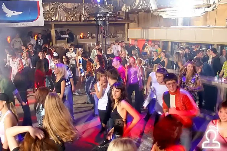 clubbing freedom
