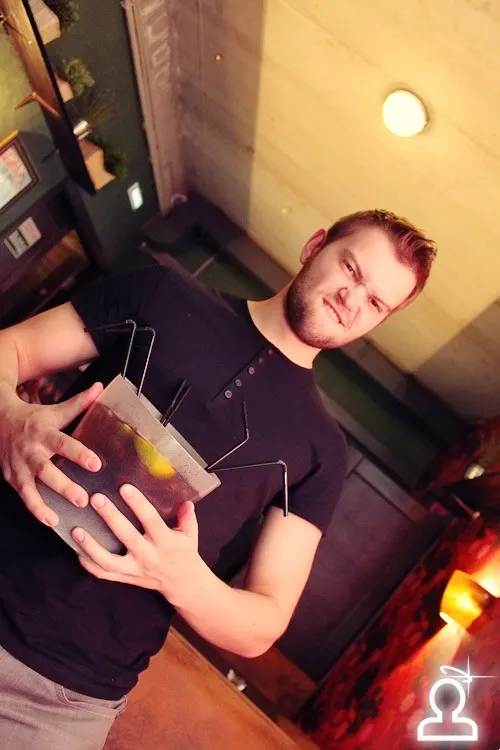 D & B
