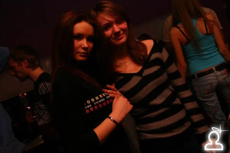 Закрытие Poppers Party
