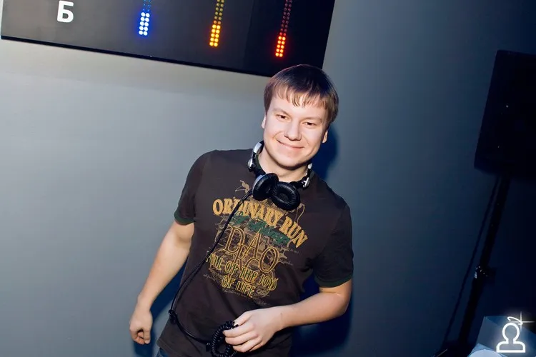 TECH FLUTE