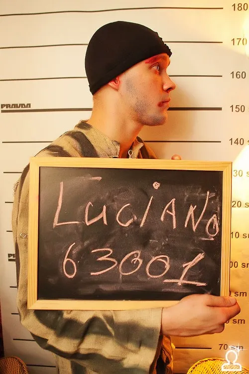 GANGSTA