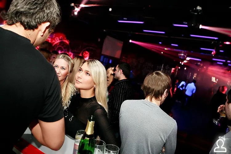 Dj Katrin VESNA