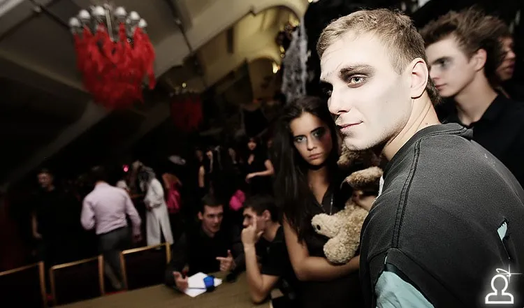 HALLOWEEN PARADE