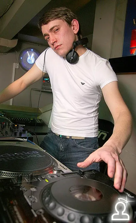 Dj Helga