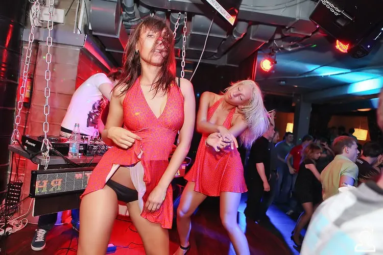 DISCO HIT