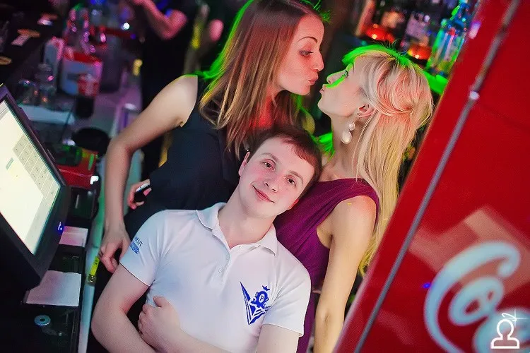 Горит Олимпийский огонь золотой / DJ Дан
