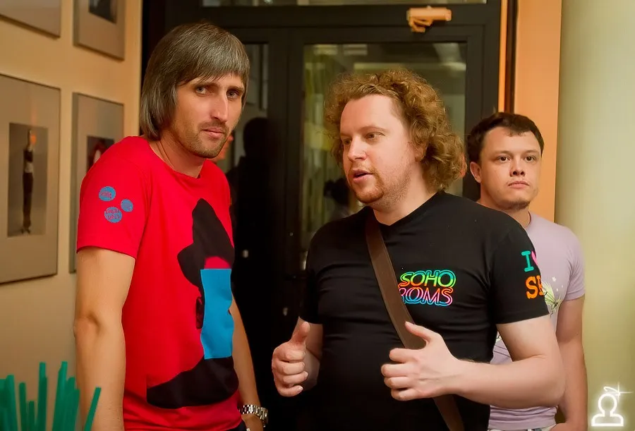Kris Menace (France) / Re_Play