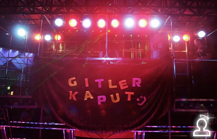Army of clubbers