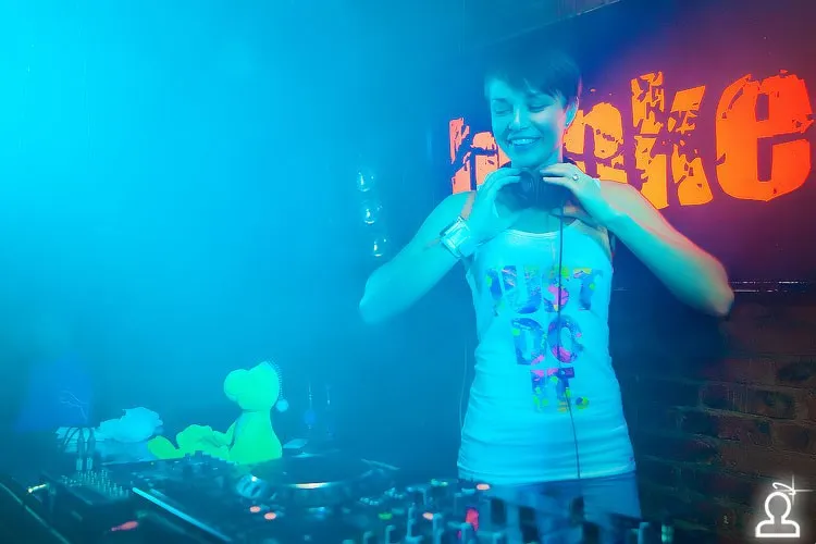 PRAVDA VS BUNKER - DJ NASTYA Beauty
