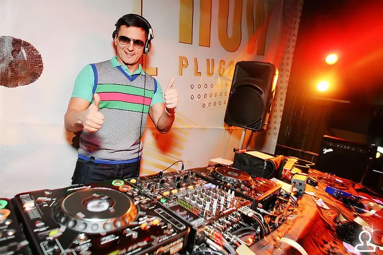 I am now Plugged-in / Dj НИЛ