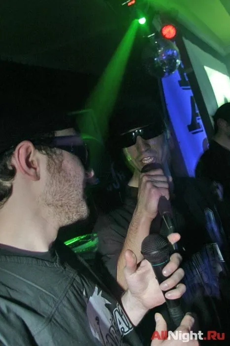 I Love Robots feat John B (UK)