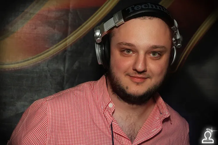 ПИЖАМА ПАТИ / Dj Light