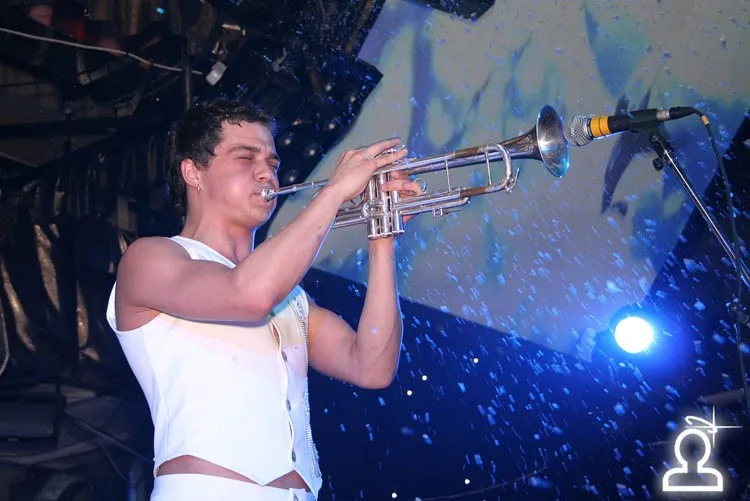 Clubbin` Freedom