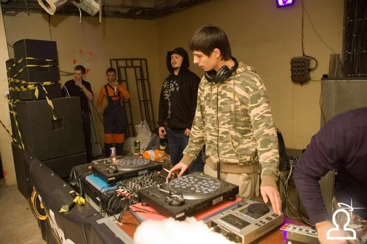DNBS-Promo Two Years Party