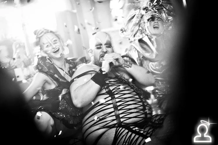 HARD TON DISCO QUEEN