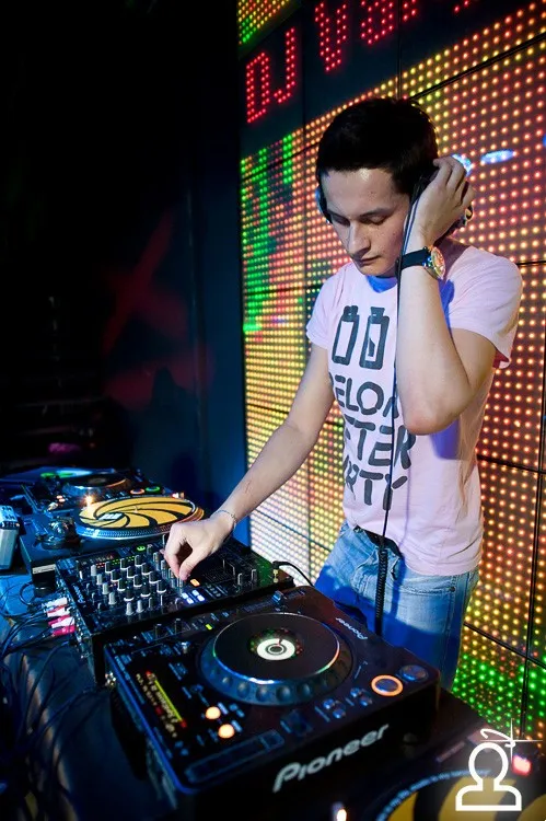 Non stop party