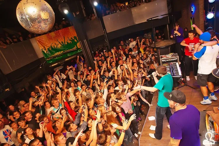 NOIZE MC