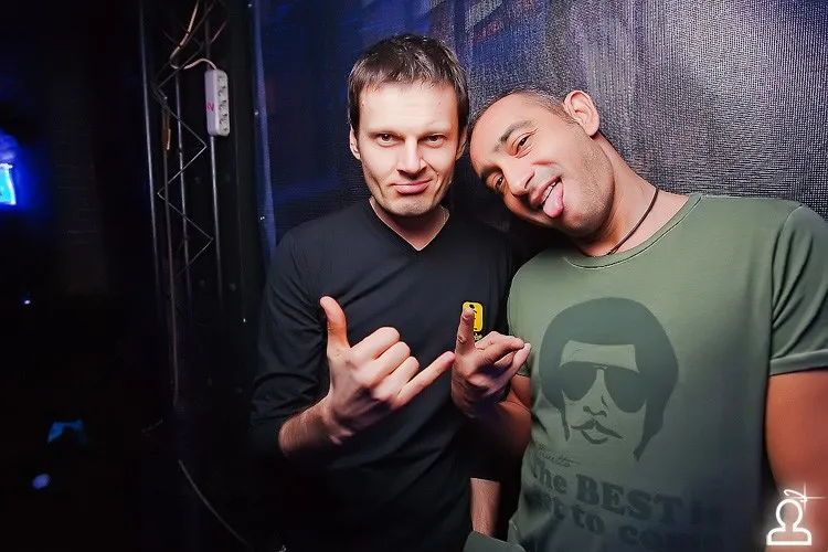 BEN DJ & MELANIE ESTELLA